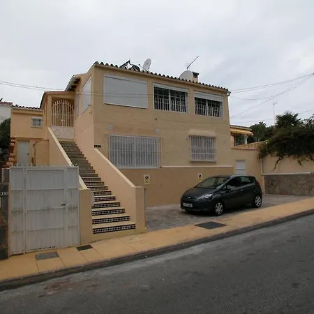 Scandinavian Star Villa *