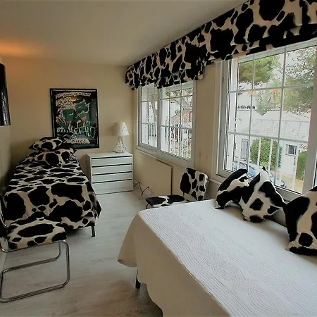 Scandinavian Star Villa